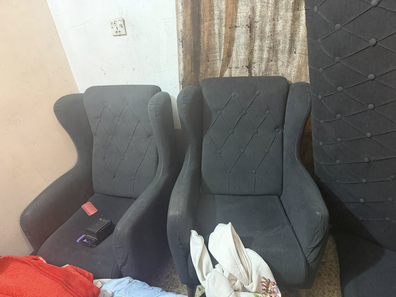 تخم للبيع المكان الشعب ب200وبي مجال الاتصال***********وبي واتساب
