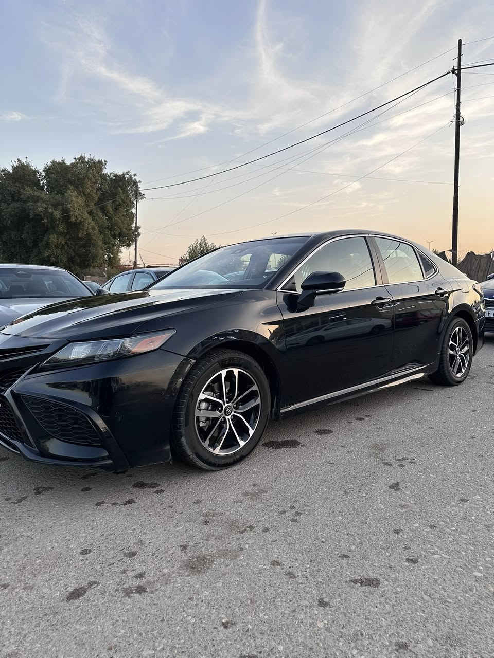 سلام عليكم
كامري ٢٠٢٢ Le
رقم بغداد مميز 
وارد امريكي 
بغداد البياع 
***********
