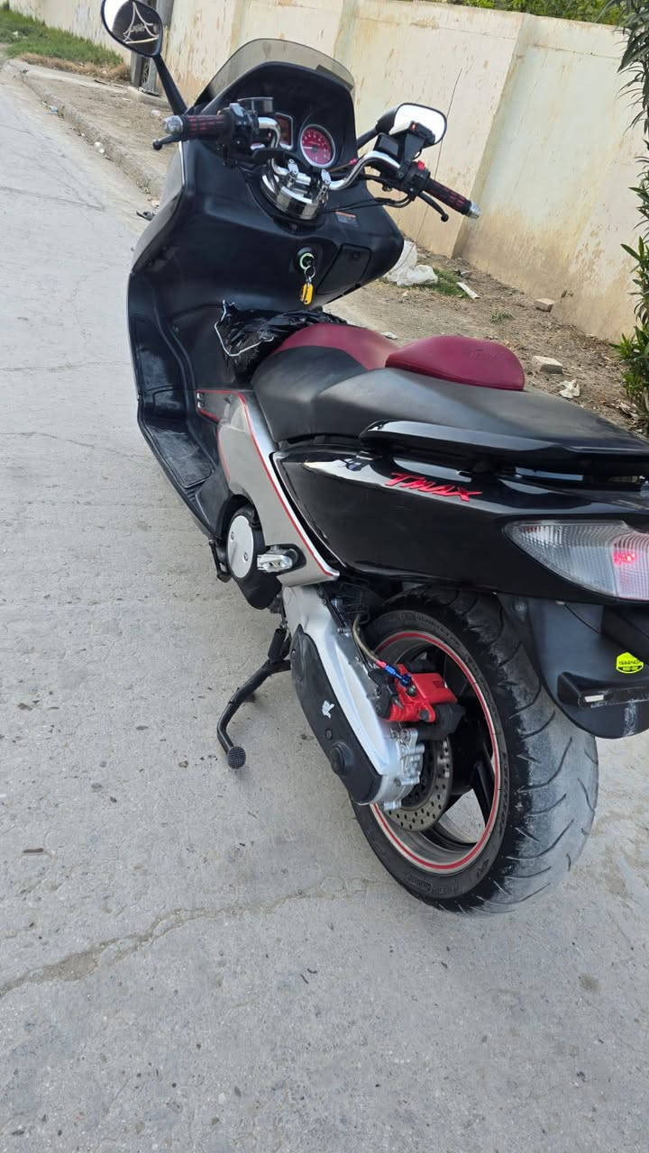 سلام عليكم دراجه تي ماكس للبيع كفاله عامه جيب فيترك وتعال طالعه من وكاله ماهر الكناني قبل شهر تقريباً دراجه كلها علا وضع الشركه صور مزاد موجودة للااستفسار *********** السعر 32 وبيها مجال قليل ماخذه 35 مكااني بابل الحله مركز المدينة
