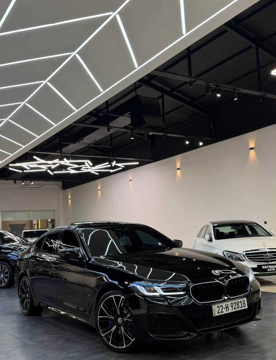 🇩🇪530i  Xdrive 2020 BMW 
شكل جديد
فول مواصفات Mbackage بيلادى
 خليجى مواصفات ايم بيلاد
‎✅ماشى 73 الف كم حقيقى 
‎سياره جديد و كلش جاهز كامل سيرفس شركه
‎🟩 السعر  239 ورقه بيه مجال قليل
‎سيستم صوت سماعه Boners,Wilkins
‎داخل ديزاينو كشنات vip - كاميرا سندوق شفت - سحب -تبريد مركزى
كشنات هيتر-كشنات خزن و ميمورى 
‎كامل رادارادت امامى و جانبى مرائ ، صوت سماعه ينخفض و عالى بل اصابع يد و لمس 
‎صندوق لمس بل حركه ، اوتوبارك ،اوتوهولد 
صلايت فتحه كاميرا3D، زينون دايناميك لايت ..بعد هواى مواصفات ✅
 530i محرك ٤ سلندر توين توربو 
‎ ،مكفوول كفاله من كل شى بدون رصعات ،بدون حتى شخط
بس ٤  قطع صبغ باقى كل مكفوول
‎⬇️👌١ شهر ضمان ‼️ 
‎✅محرك كير  و كهرباى بدون اى خلل بشرط 
‎سيارة حيل نظيفة كلشي عل بلاد
‎سنوية زنكة هزه فحص كلشي جديد مدفوع رقم اربيل جديد✅‎ مكان سياره اربيل 
‎نظافه ١٠٠٪؜ كامل سيرفس شركه العروش بدون نقص و بدون مصرف
‎إطارات ويل ٤جديدة تحته شركه اصلى 
‎رقم كورك واتساب📞 *********** أربيل, العراق
