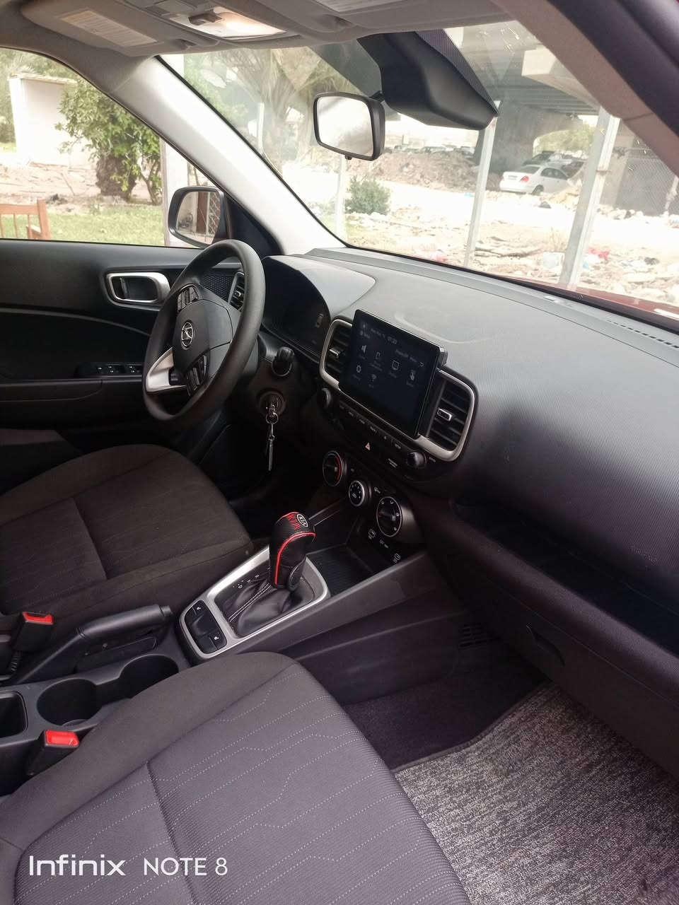 🚘هونداي فينو
🤹موديل 2023 
ماشيه Km 24
 🔢بدون ارقام 
☑️مواصفات
 2كلير لونين احمر +قماره أسود 
 
☑️محرك دوش 1600 دبل نوزل
☑️كير AT 
☑️شاشة ايباد كبيرة تدعم كار بلي +gps
☑️كاميرا خلفية
☑️تحديد مسار 
☑️رادار امامي (للاصطدام)
☑️حساس تايرات 
☑️تدفئه بلكشنات 
🚘حادثها بسيط موظح بالصور
☑️شاصي ولغد مكفول  
🏠العنوان بغداد كم ساره  
💸السعر  118 وبيهه مجال

للاتصال 📞
***********
