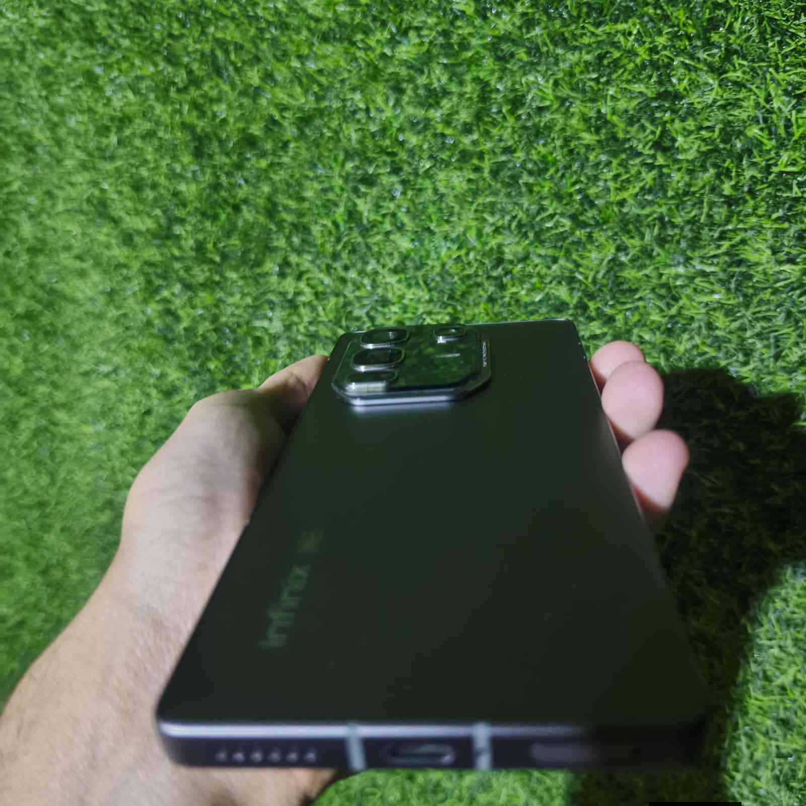 سلام عليكم انفنكس نوت 50 ابرو بلس ذاكره 256 عل 12+12 شاشه 144 هرتز بوبجي 120 افريم جهاز شخط مابيه كامل ملحقات سعره 425 ألف روح اسئل عل الجديد واتئكد


**إذا كنت صاحب هذا الإعلان وتريد حذفه لأي سبب، رجاءا أرسل رسالة إلى الدعم الفني**