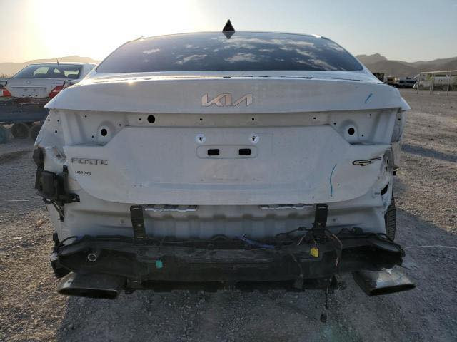 السلام عليكم للبيع 
KIA FORTE GT 2022
وارد دخول جديد رقم بغداد 
رقم بغداد
ماشيه37 مشي امريكا
دخول بصمه ذكي
نظام ترحيب اضويه يدات
تشغيل عن بعد 
بصمة ابواب
حجم المحرك1.6T✈️  
كير دبل كلج (dct)
202 حصان
شاشة كبيرة اندرويد اوتو
 Apple Car Play
سايد بريك بصمه
اوتو هولد Auto Hold
حساس ضغط الاطارات 
 كامره دواره خلفيه 
رادار امامي 
 اشاير في المرايا+رادرات جانبية و خلفيه و اماميه 
حساسات خلفيه
نقطه العمياء
قيادة ذاتيه 
تحديد مسار
مثبت سرعه 
توقف ذاتي
تبريد شاشة + مناخ منفصل  
كشنات جلد تبريد تدفئة 
اشاير بالمري 
لدترحيب 
لد امامي LED
لد خلفي LED
جنطه كهربائي فتح اوتماتيك عند الوقوف خلف سيارة
ويل كب كروم  18
سبايدر خلفي
اوضاع قياده Drive Mode
نظام سبورت sport
 نظام نورملNormal
نظام سمارت Smart
تحكم ستيرن جهتين  
مع شفتات ستيرن رياضي
دركة سبورت مختومه (GT)
 بعد بيهة مواصفات الفول
صور الحادث بالمنشور
مكان السيارة بغداد
سعرهة 165 وبي مجال $$
الاستفسار الأتصال او المراسله واتساب
***********
