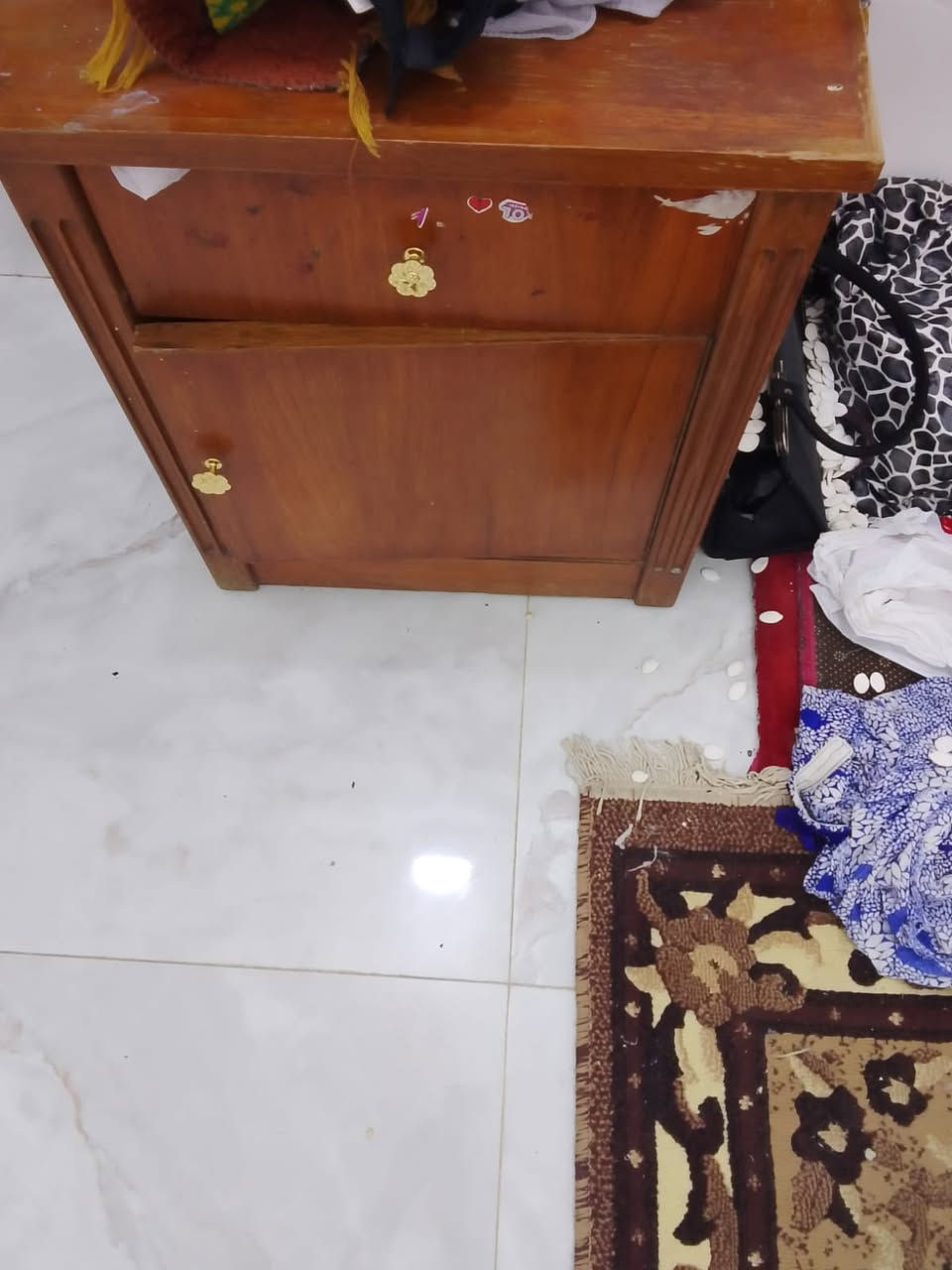 ٣٢٥ وياها مندر 

***********
