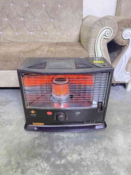 من رخصه الادمن  للتنبيه هاي الصور فقط للتوضيح 
اني مصلح صوبات اي صوبه عندك نفطي  اسويه الك مثل ما مبين بل صور اصلحها او تبدل الها اي شي بيها غاز دخان ارجعها الك بلادي فتيله جام تنضيف حوض  كل القطع مال الغيار موجوده انواع صوبات  مكاني كركوك  الفيلق باب السريه  رقمي *********** متواجد خاص او واتساب
