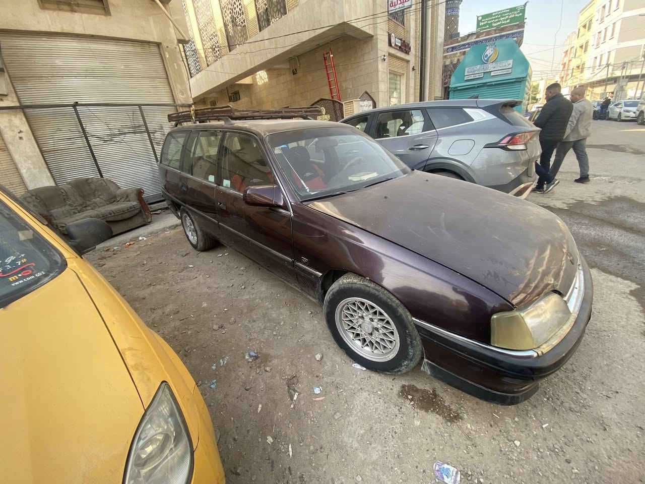 سلام عليكم
وبل ستيشن محرك 2000 مفتوح موديل 93 بسمي تبريدشغال  رقم بغداد مكان السياره بغداد الجديد هسعرها ٣٥ وبيها مجال ***********
