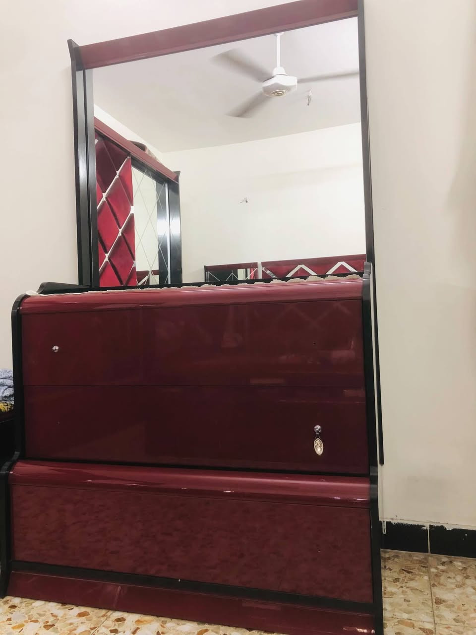 غرفه تركي 9قطع خشب قوي مع الدوشك السعر 400 وبيها مجال العنوان بغداد حي الجهاد


**إذا كنت صاحب هذا الإعلان وتريد حذفه لأي سبب، رجاءا أرسل رسالة إلى الدعم الفني**
