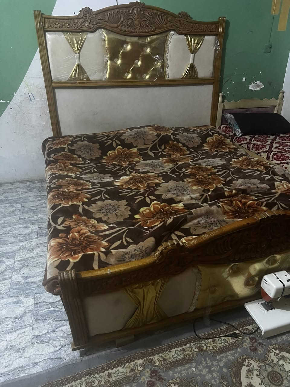 سلام عليكم غرفت نوم للبيع مكاني بابل محويل للتواصل عله هاذه الرقم ***********
سعر 650 وبيه مجال للشراي
