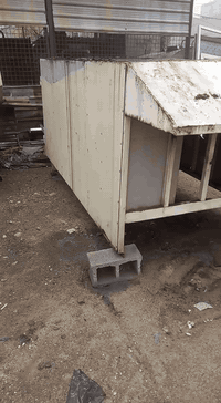 محجر للبيع
***********
