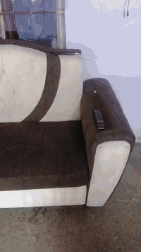 ديوان للبيع  نضيف  مكلف بالنشر  رقم صاحب الديوان  ٠٧٥١٧٥٨٢٨٧٤