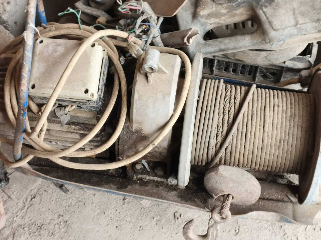سكله كامله للبيع
مال مستعجل 
***********
***********
