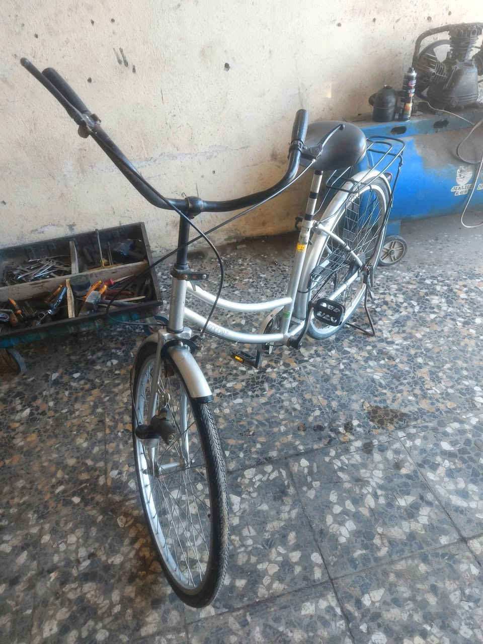 السلام عليكم 2018 🌹نضافة 85% السعر خاص المو شراي لا يراسل🌹 فدوة 
ادمن🌹


**إذا كنت صاحب هذا الإعلان وتريد حذفه لأي سبب، رجاءا أرسل رسالة إلى الدعم الفني**