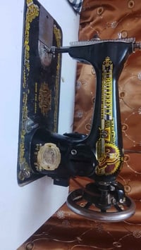 مكينه ام الفراشه نضيفه شغاله للبيع مكاني حي اور رايدهه ب50 07702806920...