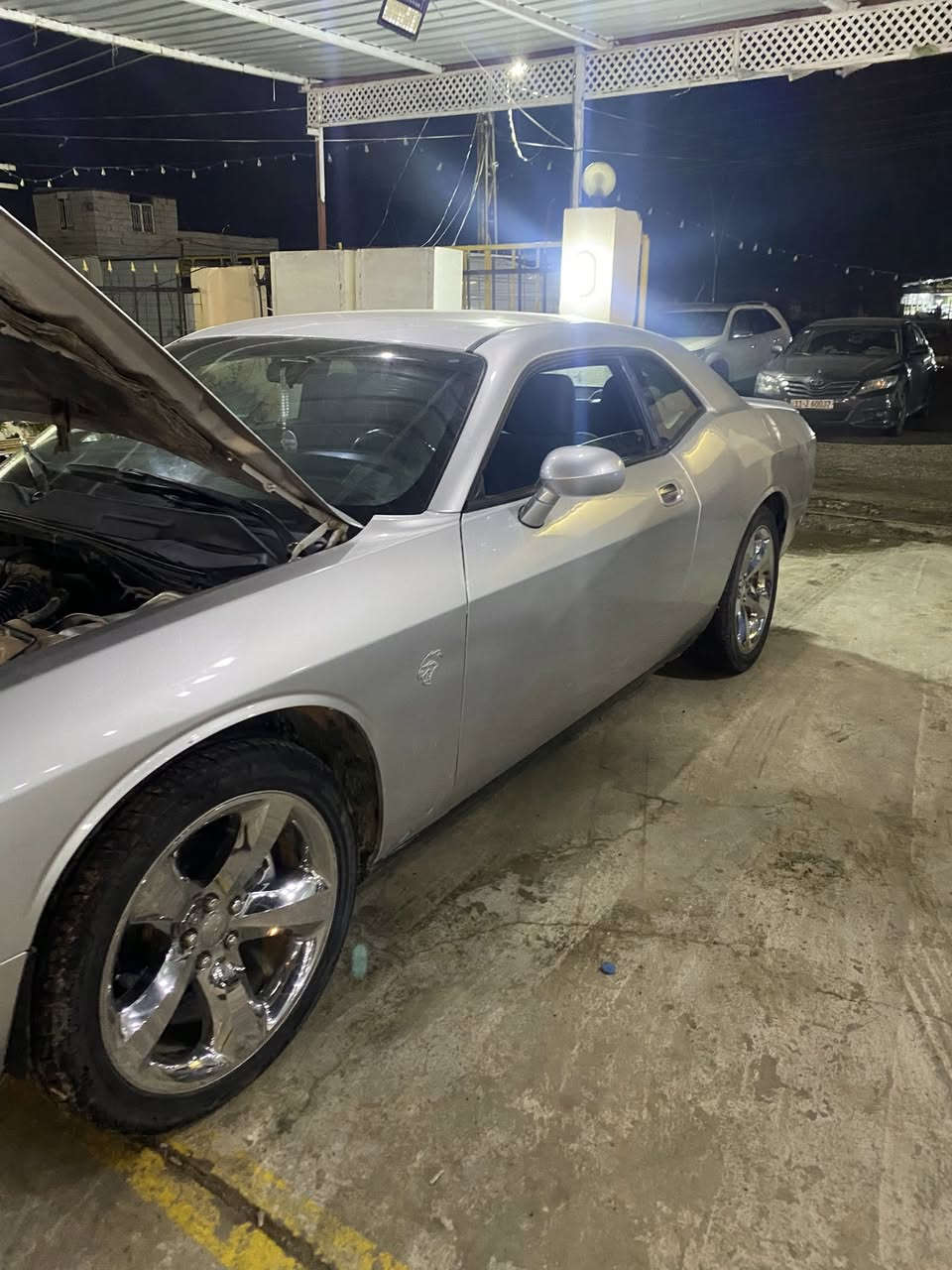 جالنجر رقم بغداد سياره جاهزه تبريد تاتفئه 
مكينه 3.5جديده بل جيس سياره ابيعها 105
او مراوس النتره كورلا أريد اشتغل بيها عل باب الله
***********وات ساب او انتصال متواجد
