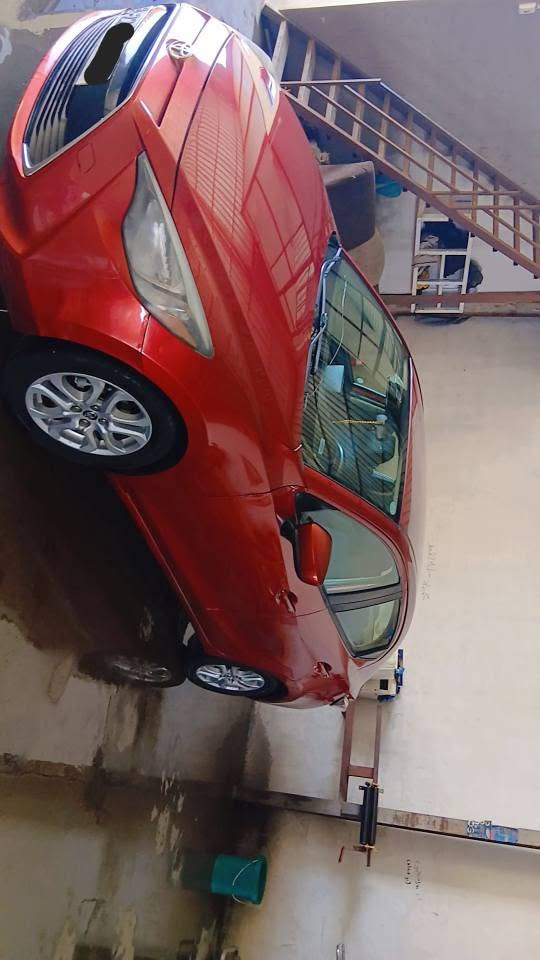 بدون صبغ فقط دوسه بيها ٣ أماكن تعديل بارد بدون دواخل ماشية ٩٠ الف km 
***********
واتس اب 
نهايته 115 قفل أربيل, العراق
