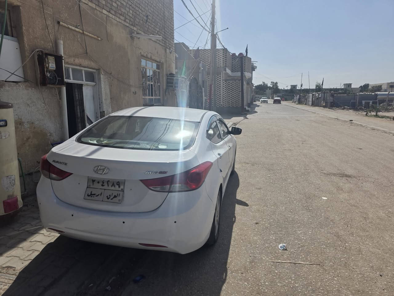 السلام عليكم النترا موديل 13 وارد خليجي محرك 1800 تبريد حداديه تخم تاير كله جديد عليها غرامه اربيل 240 مكان السياره النجف الاشرف قفل السياره 85 الغرامه عليك والوكاله عليك***********
