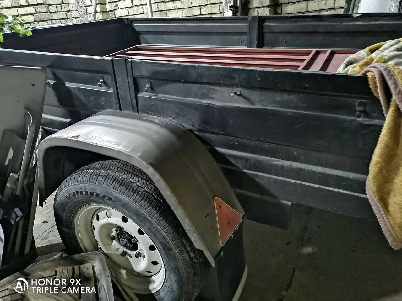 السلام عليكم
مكلف بالنشر عندي عربانة امريكي بلادي دنكير شغالة اشارات وتايرات جديد كلشي مناقصها رايدها للبيع 
مكانها بغداد يتم تحديد سعرها من قبل صاحبها ***********
