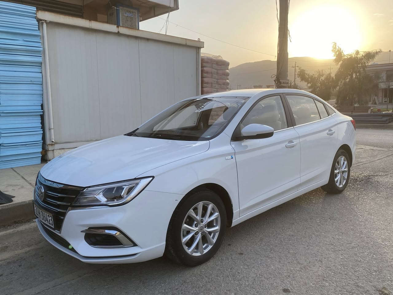 بەناوی خوای گەورە
MG 5 2022 نیو مواسەفات
سفری شەریکەی MG زەمانی 3ساڵی ماوە تەنها 30هەزار KM ,ڕۆیشتوە سەیارەکە یەک دەستە لە شەریکە دەرم کردووە لای خۆمە بە ناوی خۆمەوەییە٫ بێ یۆیاغە تەنها دەرگای پشت سەکن قوپاوی هەییه چاک نەکراوە،  گێر و مەکینە کارەبایی تەقەو ڕەقە تەبرید سارد و گەرم  بەشەرت  ٩٢$مه جاليكى برايانه شوين رانيه 
***********
***********
