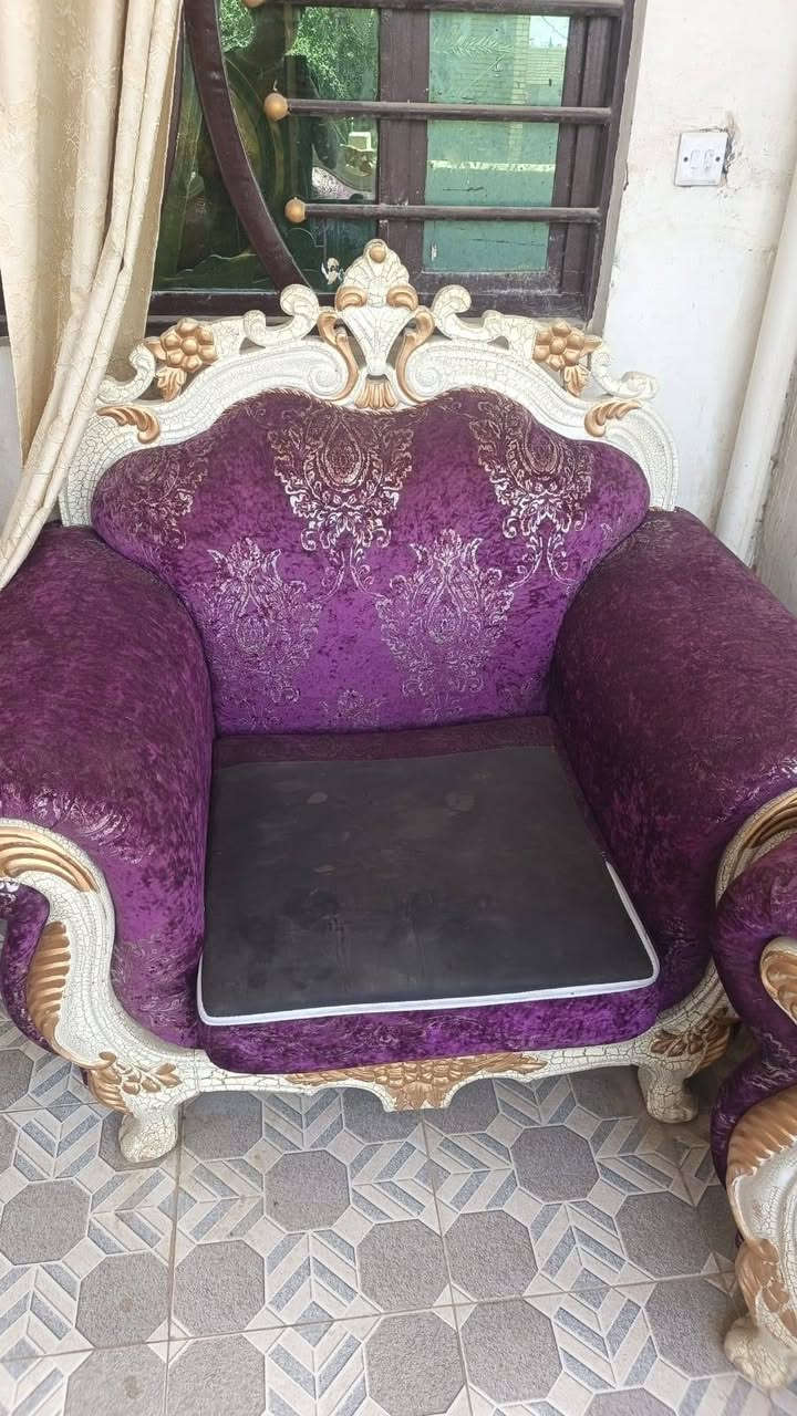 ***********
٧ مقاعد سعر ١٢٥
واتساب ادزلك فديو للتخم
