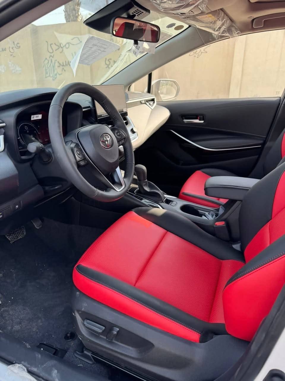 كورلا هايبرد HEV
فول مواصفات 1/1
موديل 2024 
كفالة عامة 
ماشية 18 الف
مواصفات 
داخل لونين 
كرسي كهرباء
جنج خلفي بلادي
سيارة جديدة بدون نواقص
السعر ، 152 
الرقم، *********** واتساب فقط
