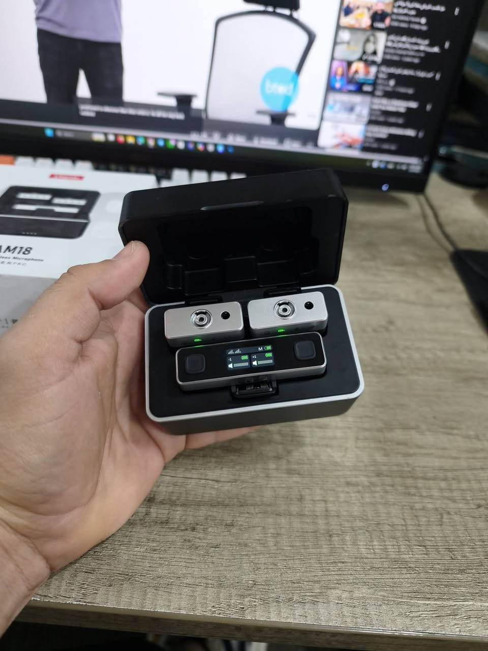 ULANZI AM18
نك مايك 75 نهايته 
***********
واتس
