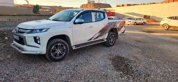 مسيبوشى قةزافى 2023 رةقم سليمانية عادي بنزين كاميرا 360 فول مواسةفات بدون صبغ بدون بارد سيارة جديد بلباكيت مكان سيارة بكلار 
***********
