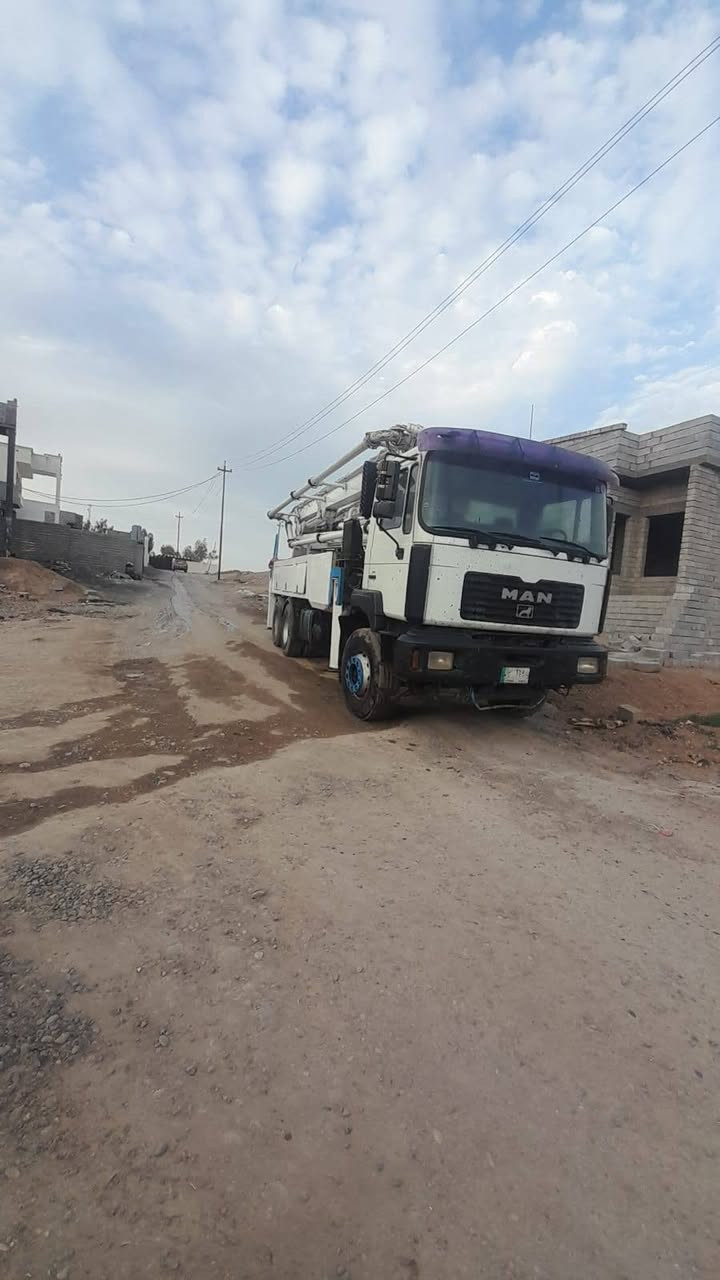 سلام عليكم 
بم مان 2003
جهاز 2003
36متر شوينك
بم ونوزل شوط طويل دبل مضخه 
رقم سليمانية شرط تحويل جب رابع بي باج اتصال على أرقام التالية ***********
***********
***********
