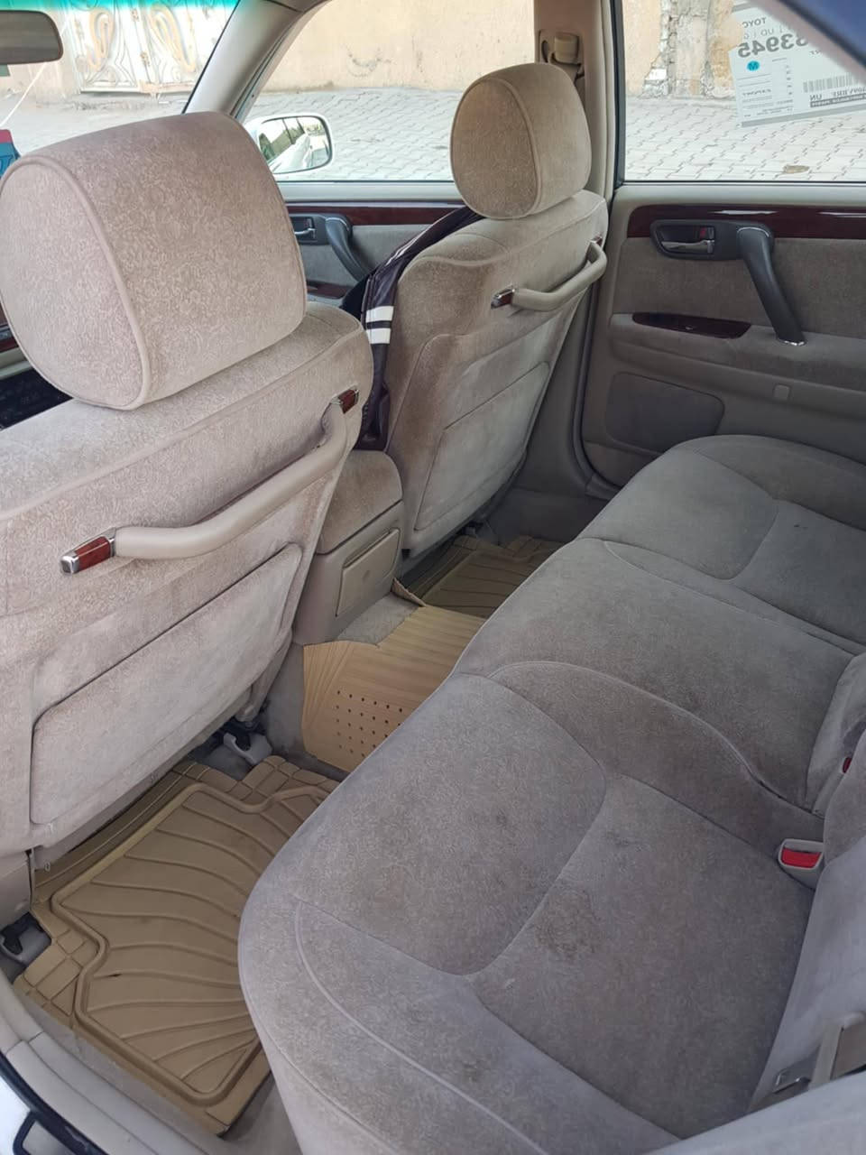 تويوتا كراون محرك D4 الكبير رقم بغداد اصوليه قرار ٤٨باسمي مكفوله من الكص ونقل جثه واصوليات ثلاث دكم شاصي ٧٥ موديل 2000لمعرفة التفاصيل الاتصال برقم الهاتف ***********السعر ١٥٥ ورقه
