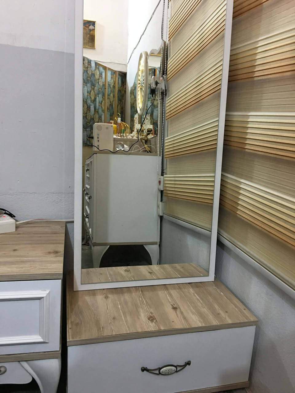 سلام عليكم غرض بيت كامله البيع المكان جلولاء درو الضباط الي يريد تصل على رقم ***********
