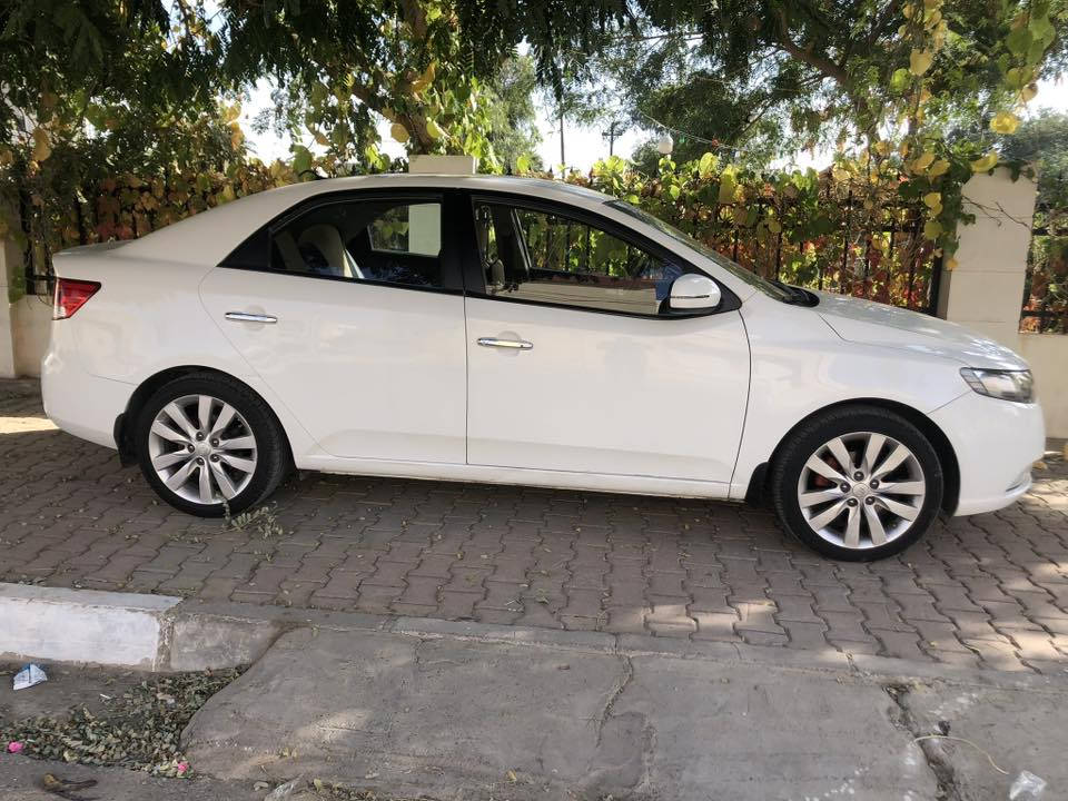 كيا سيراتو 2012 نظيفه ماشيه 128 تحكم ستيرن
تبريد لمس
حساسات خلفي
بلوتوث
مري شفط
خمس تايرات ويل رياضي
كير 6 نمرات
دفتر بانزين
كشاف ظباب
ضرر باب سكن صبغ
شرط التحويل
سعر 112 وبي مجال قليل
***********
