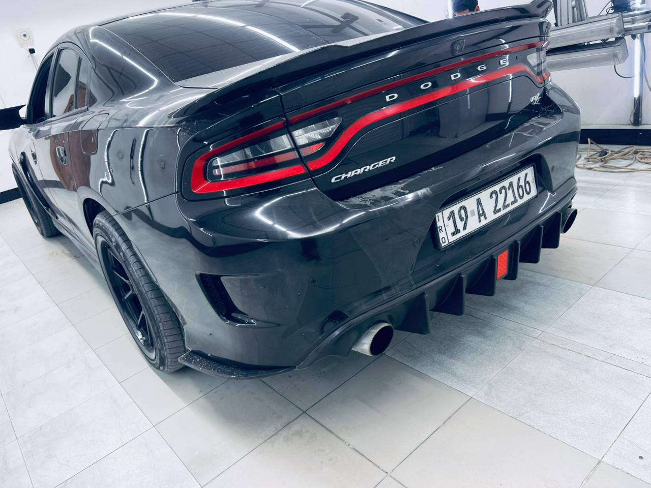 سلام عليكم للبيع او مراوس جارجر موديل 21 
محرك هيمي محرك كير حداديه تبريد كله جديد 
سونار موجود يمك مكان السياره كربلاء سعره 190
*********** //***********
