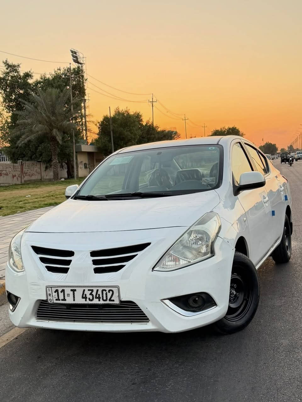 السلام عليكم سني 2019 هندي بليته زركه رقم بغداد تحويل مباشر السعر ( 88$) مكانها بغداد البلديات *********** سياره جديده ماشيه 71km السياره مكفوله عده شبر صبغ بلبنيد الباقي مكفول محرك وكير مكفولات الشراي يتصل
