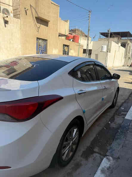 السلام عليكم ، ألنترا 2016 خليجي الرقم الدولي الجديد بإسمي ، السيارة كلش نظيفة ومال جناي ، فول ما عدى البصمة ، محرك گير حدادية جديدة قبل يومين سويتها كاملة ، تخم تاير جديد كلة حتى الاسبير جديد محرك 1800 مكفول من الفتح  ماشية 180 ألف  ، مواصفات - فتحة ، مري شفط ، شاشة ، كاميرا دوارة ، حساسات خلفية ، لد نهاري ، لايتات زينون ، ترايش نيكل ، تحكم ستيرن ، تبريد خلفي ، ثلاجة بالچكمچة .
بيها ربع الباب صبغ بسبب حادث كلش بسيط ما اجا ع بارد موجودة صورة الحادث ويا الصور 

*بيع أو مراوس بسيارة أحدث*
رقمي - *********** واتساب واتصال Singapore
