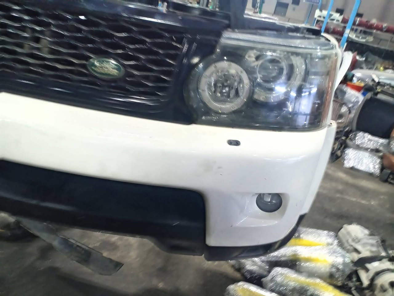 السلام عليكم اخواني كل عام و انتم بخير
غدا ان شاء الله متواجدين بالكراج وصل حاوية قطع جديدة رانج روفر فوك سبورت نتشرف فيكم وبزيارتكم والأسعار ان شاء الله مانقصر وياكم
العنوان السليمانية الصناعة خلف كراج بغداد القديم لأي استفسار يرجى الاتصال على الأرقام التالية ***********
***********
