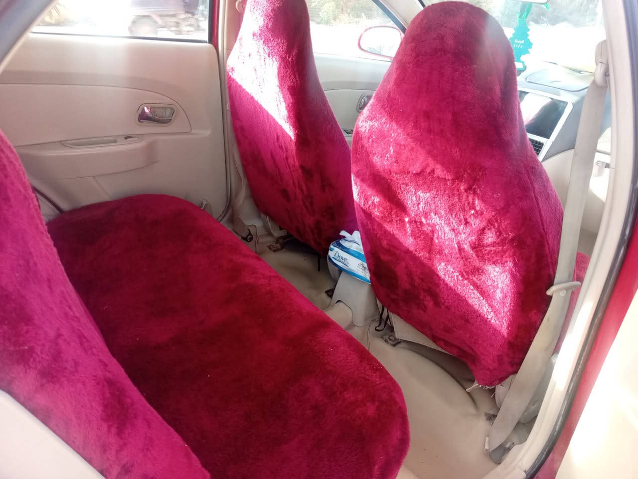 سلام عليكم من رخصت الدمن شيري فلوين 2013 جاهزه من كولشي وحلوه تخم تأير ويل كب مكينه وكير تبريد شاشه يعني كبل وين ماعجبك اترايهالسعر 30 ودلون ارخص سياره
***********
