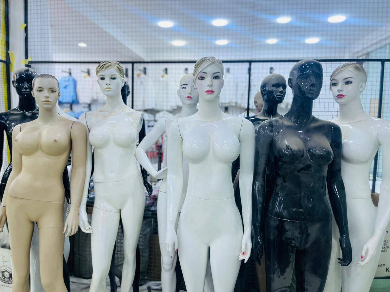 لعبات للبيع السعر خاص العنوان الضلوعيه مكلف بنشر


**إذا كنت صاحب هذا الإعلان وتريد حذفه لأي سبب، رجاءا أرسل رسالة إلى الدعم الفني**