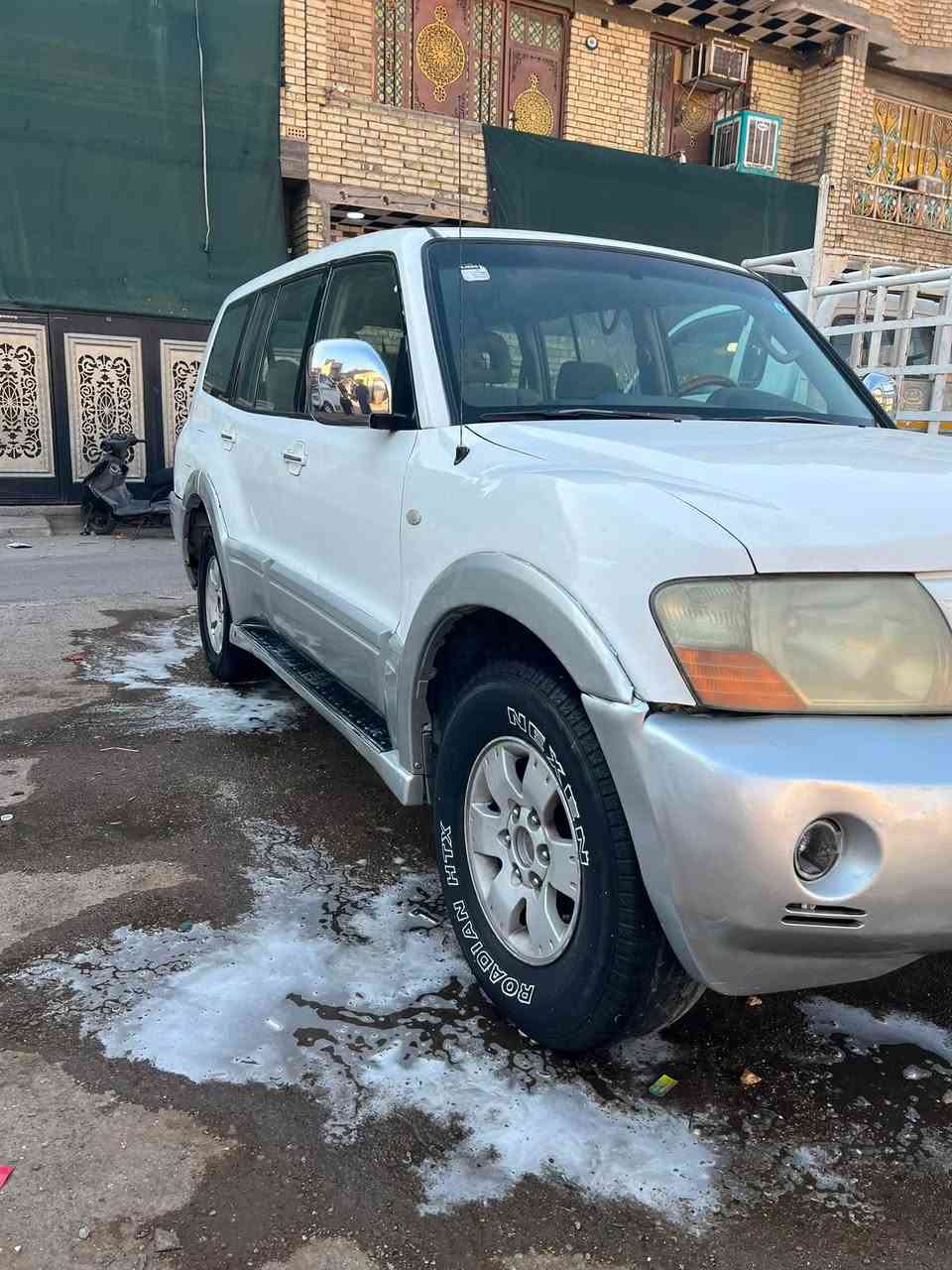 سلام عليكم باجيرو البيع موديل 2003رقم بغداد بسمي تحويل مباشر مكان سيارة بغداد سيارة خير من الله وسعر 55بيهة مجال نتصل علة رقم***********
