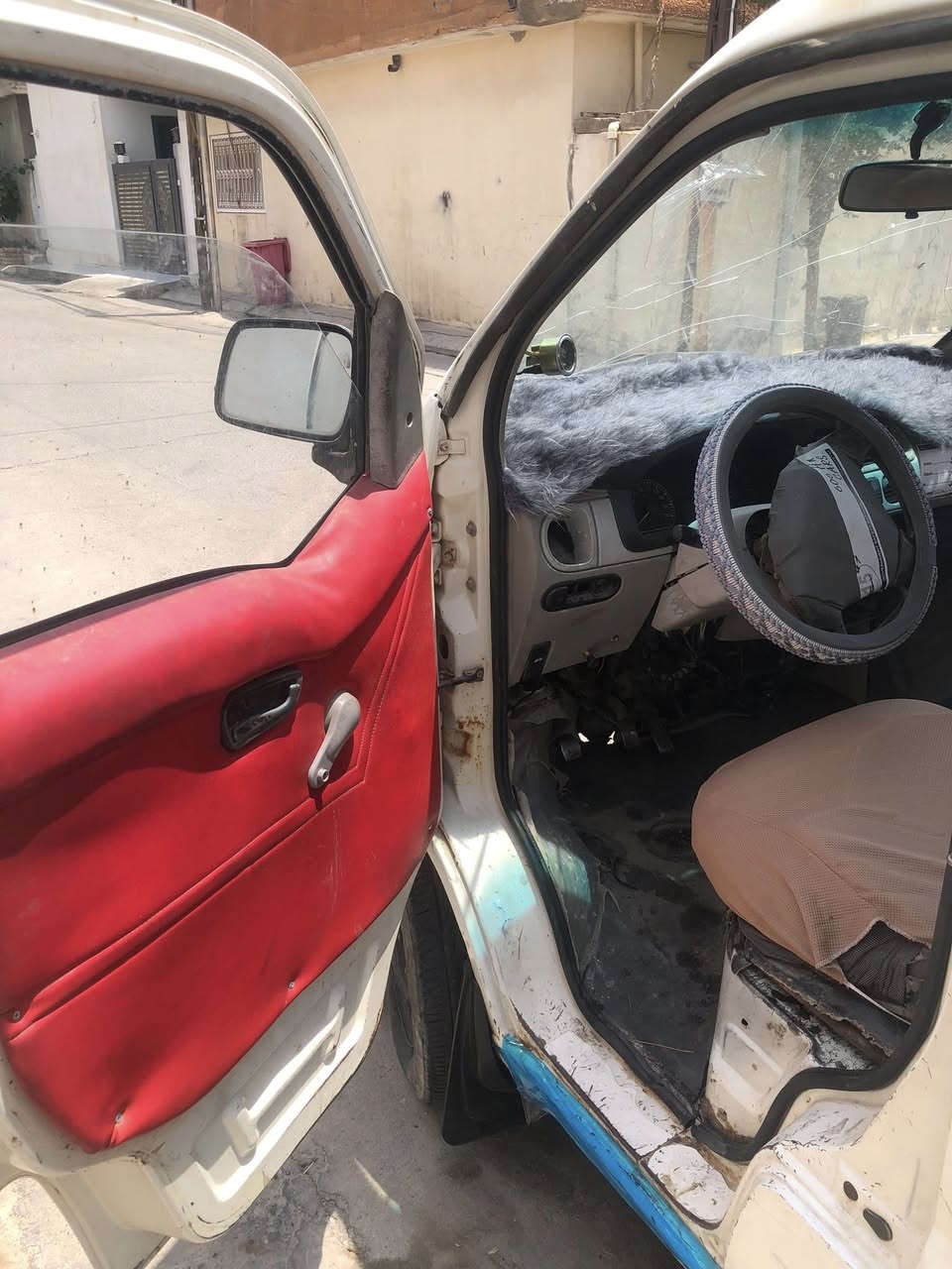 هيفا٢٠٠٧للبيع نكره سلف كير اكسل محرك صدر جديد كله كهربائيات شغال شاصي امعمر طرفين سياره متروكه مال شغل سعره من اخير ١٢ورقه منفيس اوراقه كامل كركوك قرب مستشفى ازادي


**إذا كنت صاحب هذا الإعلان وتريد حذفه لأي سبب، رجاءا أرسل رسالة إلى الدعم الفني**