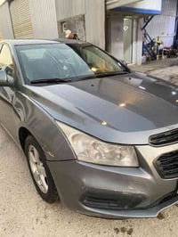 شوفر كروز 2017 خليجي  حساسات خلفي  تحكم ستيرن  مثبت سرعه  مكينه 1800  ...