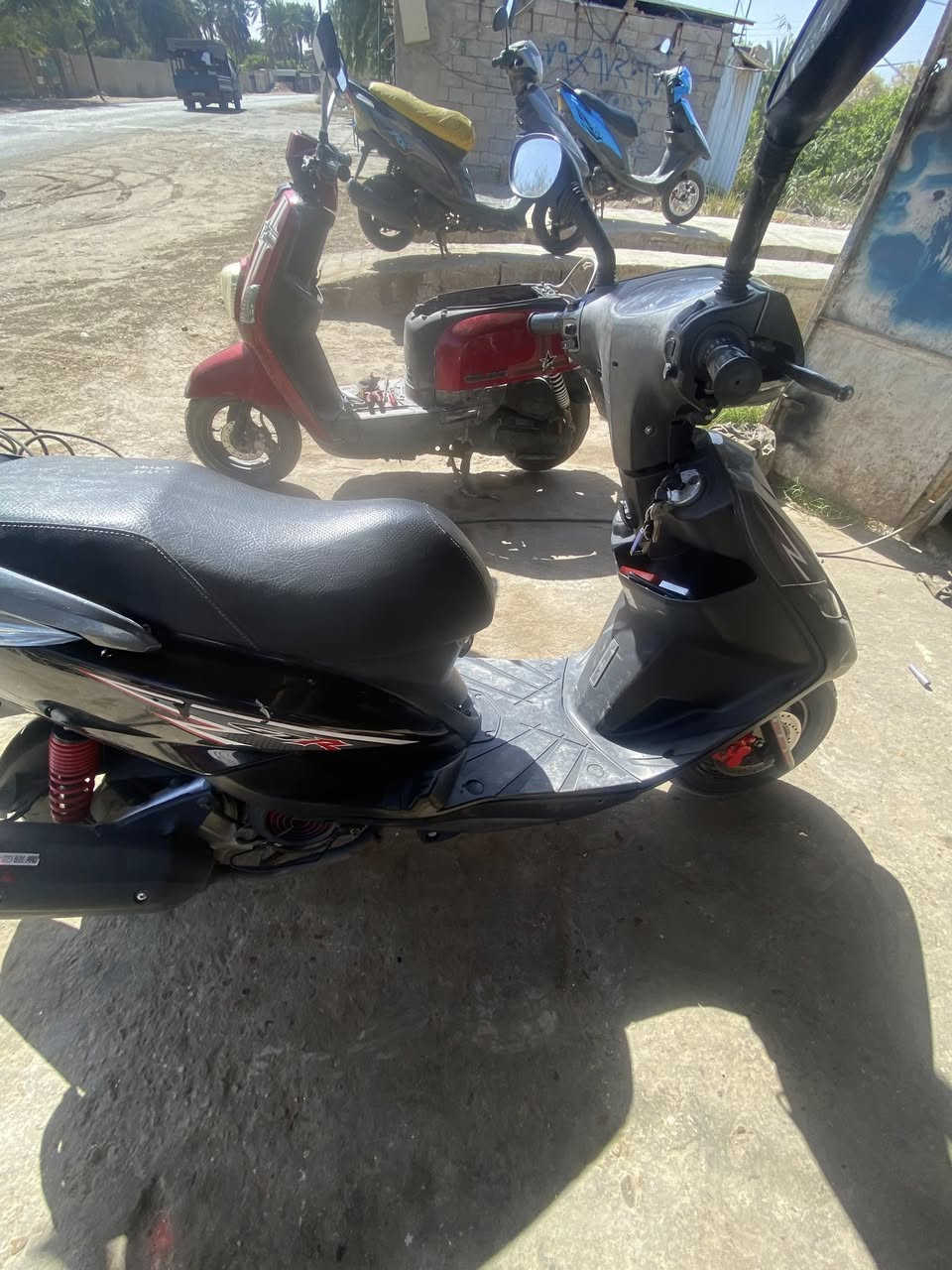 شباب سلام عليكم ثعلب مفوله مال رميه ٩٠٠ ويه مجال  مكان دوره هور رجب***********
