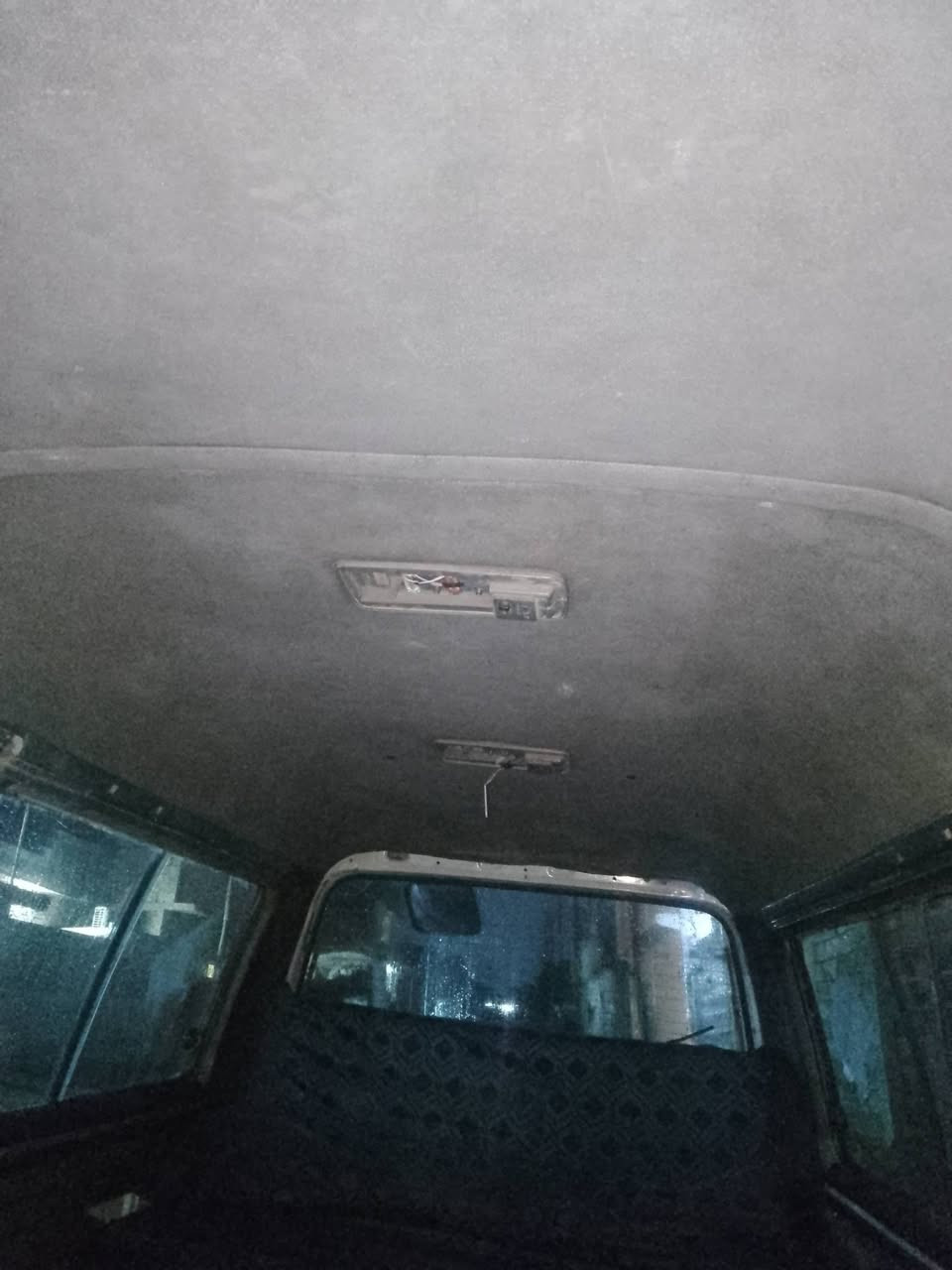 غرفة مال هونداي للبيع موصل حي الكرامة السعر 200 الف رقم الموبايل *********** بي واتساب
