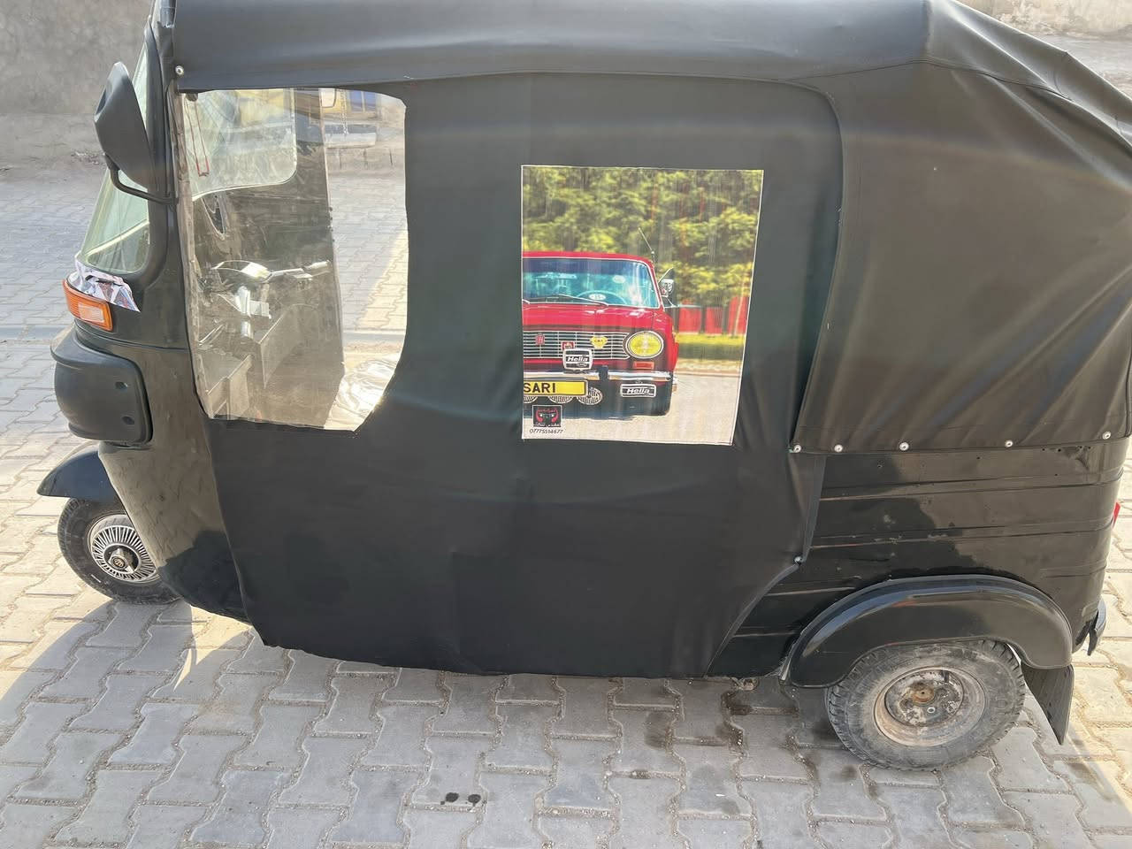 تكتك ابو العبد اسود 16محدثه 20 محرك وبدي تكتك نظيفه كشر نضيف تكتك حلوه خير من الله السعر 4/500بها مجال حك الجيه وتدلل ***********
