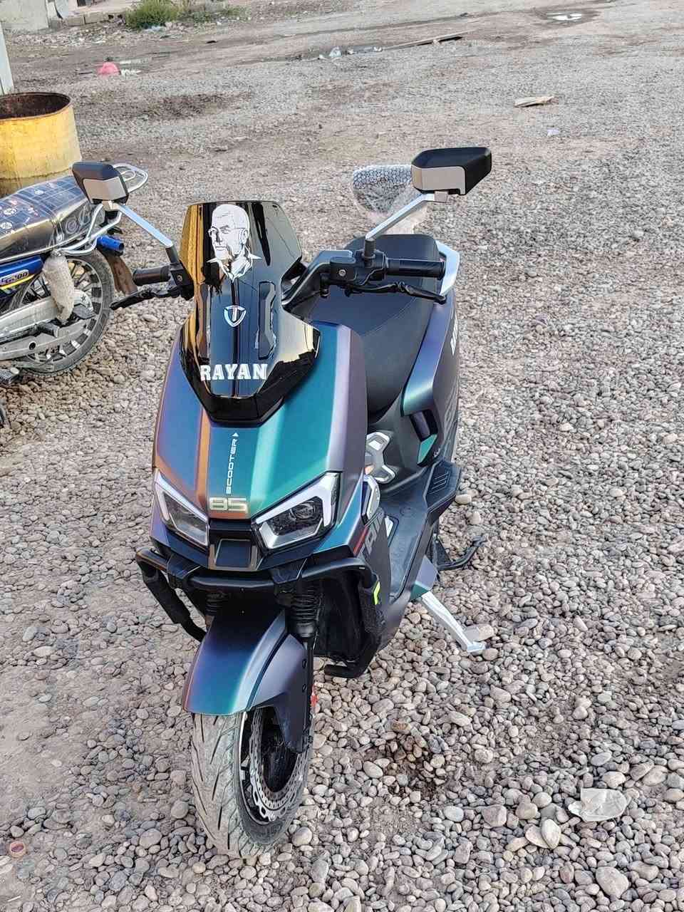 السلام عليكم دراجه شحن واحد عل واحد ما صار شهر من اشتريته فول موصفات واحد عل واحد لايت زنون لايت عالي دبل اشاير  تخم طبي كلشي كامل ويا  من ارقه واحسن النوعيات اذا عجبكم السعر خاص لون مميز ٧ الوان اي استفسار عن ا ***********متواجد
