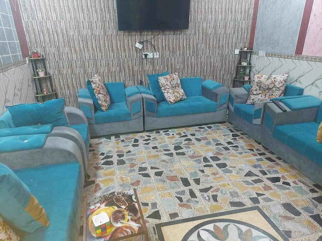 بيت في سلاميات قرب ملعب سلاميات طابو صرف  قرف ثنين صحيات 3 هول مطبخ صاله طرمه كامل مكمل مناه جديد طرمه سفسار نتصل عليه رقمي سعر علا خاص ***********
