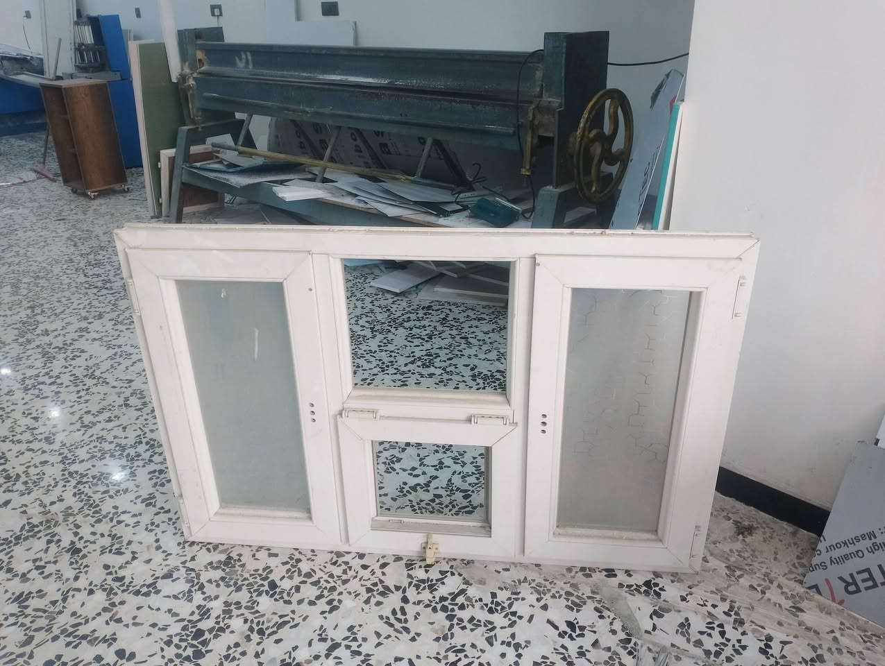 للبيع المنيوم 2-واحد بلاستك القياسات البلاستك 140×91
قياس المنيوم السود10×96
قياس الشباني81×140
مكلف ب النشر
***********
