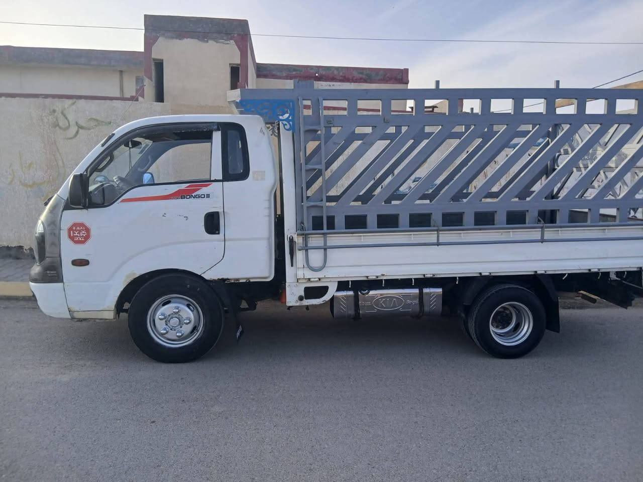 تحيه طيبه كيا فحل موديل 2008 مكفوله رقم واسط باسمي السعر 88 بيها مجال محرك مفتوحه سنويه لل 30 سياره جاهزه*********** واسط قضاء الحي
