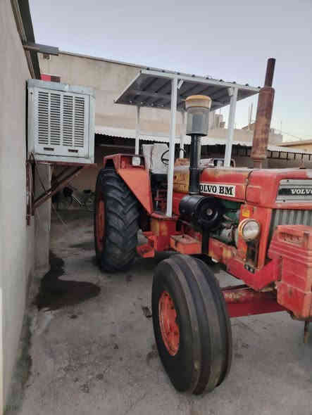 السلام عليكم تركتر فالفو موديل ٨٠ شرط كير محرك اكسل طخم تاير جاهز من كلشي بدون صبغ السعر 25مليون الاستفسار
***********
