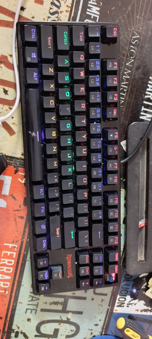 كيبورد ريد دراكون  ميكانكي 10 الاف مع شاشه 10 لاف توصيل 5 بغداد


**إذا كنت صاحب هذا الإعلان وتريد حذفه لأي سبب، رجاءا أرسل رسالة إلى الدعم الفني**