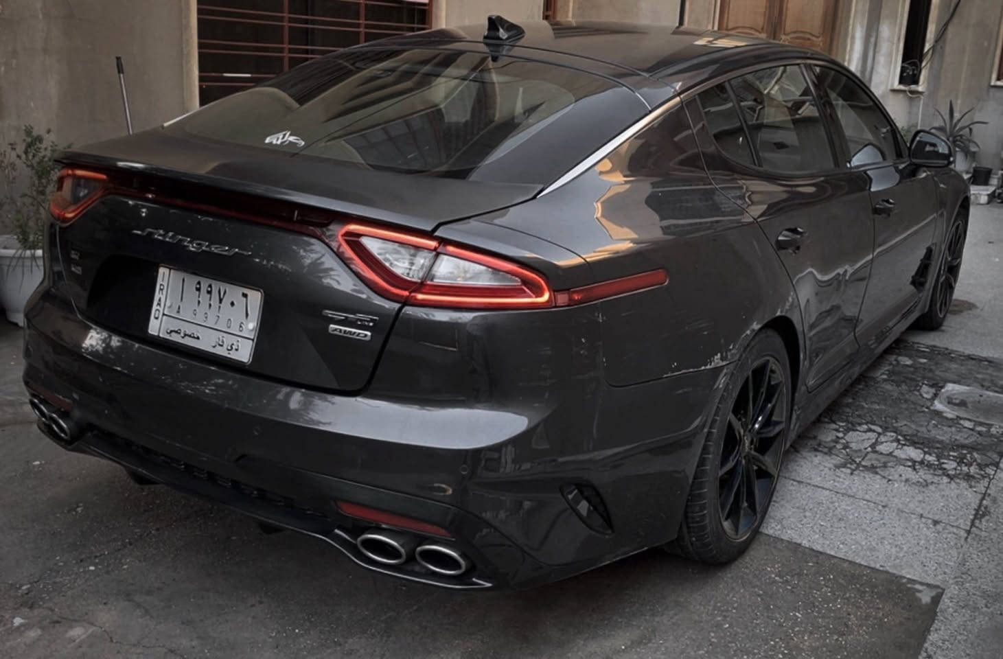 بيع او مراوس بستنگر حديث او G80 جنسس
كيا ستنگر 2020 GT LINE وارد امريكي 
حادثها بأمريكا چاملغ وطرف البنيد (تبديل چاملغ فقط)
بالعراق العام انضربت بالچاملغ الخلفي والباب تصلحوا بارد
..
رقم ذي قار حره بأسم اخويه
مكانها بغداد 📍
ماشية 100 الف km يعني 62 الف mi
..
4سلندر 2.0لتر توربو Theta II GDI
عليها تعديلات بسيطة 
•فلتر AEM
•برمجة تيربو
•رفع بوست 2 psi
•فتح فصلة 
•هدرزات 6سلندر 
(تقريباً عبرت 300 حصان 🐎 🔥)
..

دفع كلي AWD
گير 8نمر A8LR1
***********
مواصفات :- GT LINE
🔺تشغيل + دخــول ذكــي (2 ابــواب)
🔺غيرت لايــتات امــامـية مال GT2
🔺بَــگ لايــتات LED
🔺اضــاءة الــلوحة + الــصندوق LED
🔺حــساسـات امـامـيـة + خــلفــية
🔺4 فتــحــات اگزوزت + مركبلها هدرز 6سلندر
🔺رادار جــانبــي
🔺كامــيرا خــلــفــية + امــامــية (داش كام)
🔺بدلت رنــگــات حـجـم مال 2023 تريبوت
🔺غيرت البريك الى بريك GT البريمبو
🔺جـامـات AUTO (صـعـود مـع نـزول 2 ابــواب)
🔺مــري النــقطــة الـعمـياء + انــارة ترحــيب + اشــاير
🔺مــري شــفــط
🔺مقــاعــد جــلد + تحـكم كــهربــائــي للسائق فقط 
🔺تــحكــمات ستــيرن + تــحــديــد مــســار
🔺شــفــتــات ســرعــة 
🔺تبــريــد مـنـفـصـل + قطـعـتـيـن كـذلك مـنفـصـل
🔺شــاشـة 8انش UVO تدعــم ابـل كـار بلـي + انـدرويد اوتـو
🔺درايــڤ مــود = 5 وضـعــيات قــيادة
(Comfort & Eco & Sport  + Smart + Custom)
🔺مــانــع انــزلاق
🔺هــيتــر المــقــاعد الأمــامـية 
🔺اوتــو ســتوب AUTO STOP
🔺شاحــن وايــر لــس
🔺مدخــل جـداحة امـامي + خــلفي
🔺مدخــل USB امــامــي + خـلفـي
🔺هــيتــر ستــيرن
🔺ستــيرن حــرف D
🔺مــرايــة تعــتــيم 
🔺10 سمــاعـات داخليــة 
🔺الاضــاءة الداخــلــية LED
.. 
*****
الملاحظات :
مابيها اي نواقص عدى الچاملغ الامامي جهة الحادث بده يجرد
..
الســعـر :- 180 ورقة
اخوان السيارة حيل تعبت عليها
عدلت عالمحرك وصلته 300 حصان وبدلت الوياله لوياله 2023 تريبوت وبريك بريمبو مال gt
وغيرت المازدات الامامية وضفتلها تشغيل عن بعد
صلحت الايرباكات وهدرزات 6سلندر فاتح فصله
كامله مكمله بالعافية عالياخذها
***********
