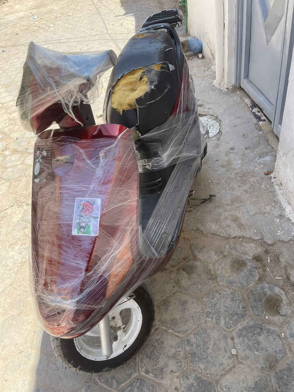 السلام عليكم دراجه فراشه للبيع كهربائيات شغاله سلف هندر لايت بك لايت هورن كله شغال السعر 370 وبيه مجال ومحرك ناعم شرط ودراجه نضيفه كلش المكان نجف الشراي خاص


**إذا كنت صاحب هذا الإعلان وتريد حذفه لأي سبب، رجاءا أرسل رسالة إلى الدعم الفني**